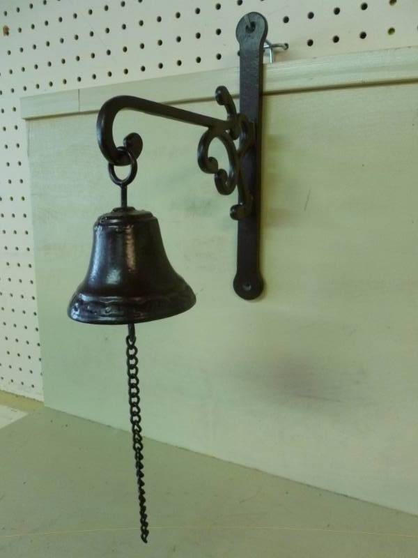 lot 249 image: Cast Iron Dinner Bell