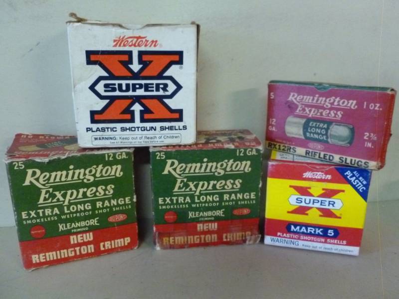 lot 257 image: Vintage Ammo Boxes