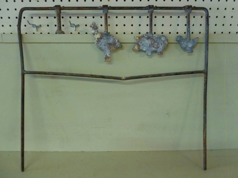 lot 300 image: Gun Target