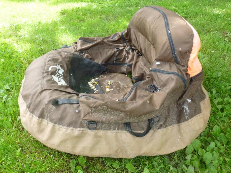 lot 347 image: Fishing Tube