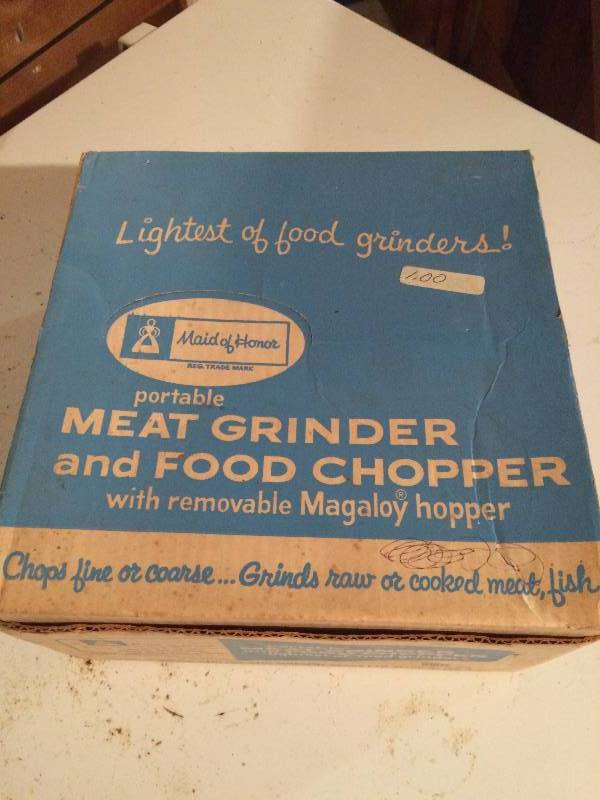 lot 208 image: Vintage Maid of Honor Meat Grinder