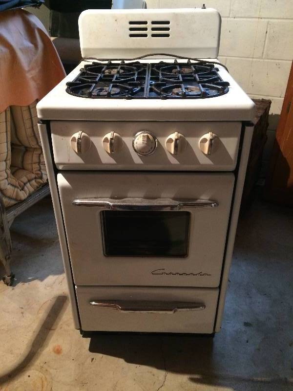 Vintage Coronado Gas Stove Rosemount Estate Auction 3 KBID