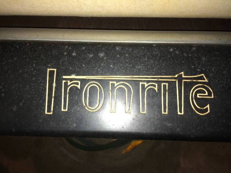 lot 259 image: Antique IRONRITE Ironer Mangle