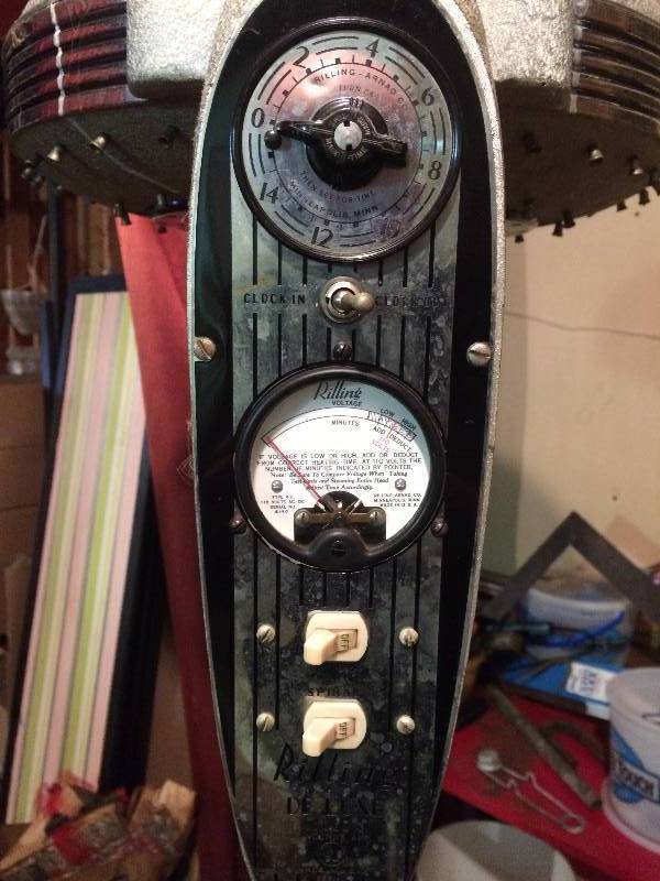 lot 264 image: Antique Rilling Deluxe Perm Machine
