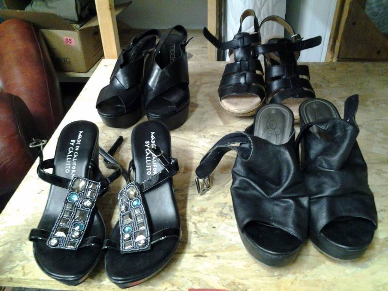 4-Pair Black Wedges (Size 6)