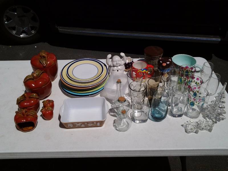 Pyrex Casserole, Plates, Glasses, Canisters