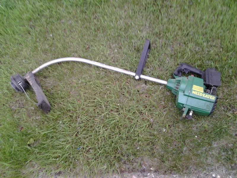 Weed Eater Weed Whacker Model GTI 15 (Gas) Turns Over Has Compession ...