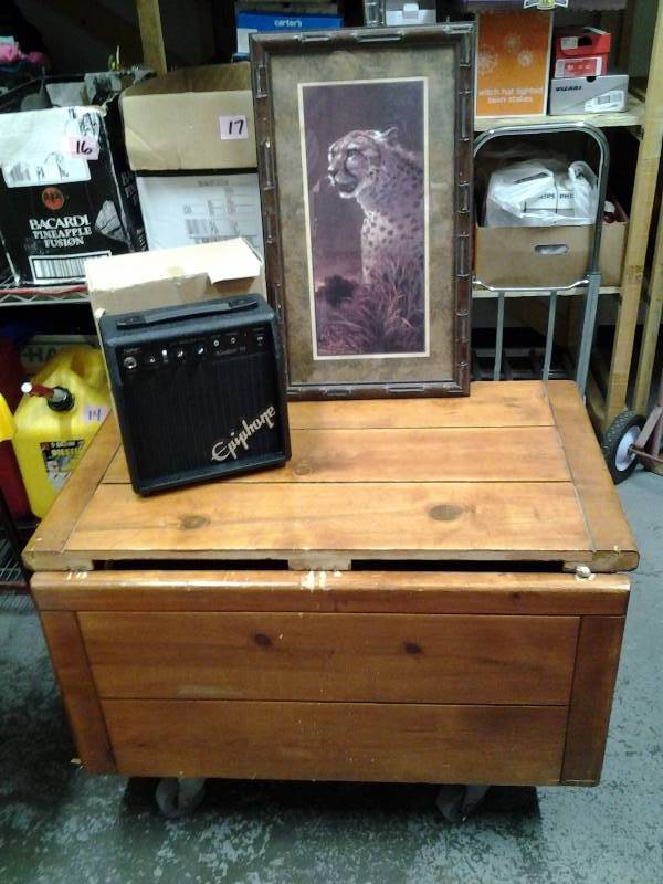 Wood Toy Chest, Electric Guitar Amp, Picture