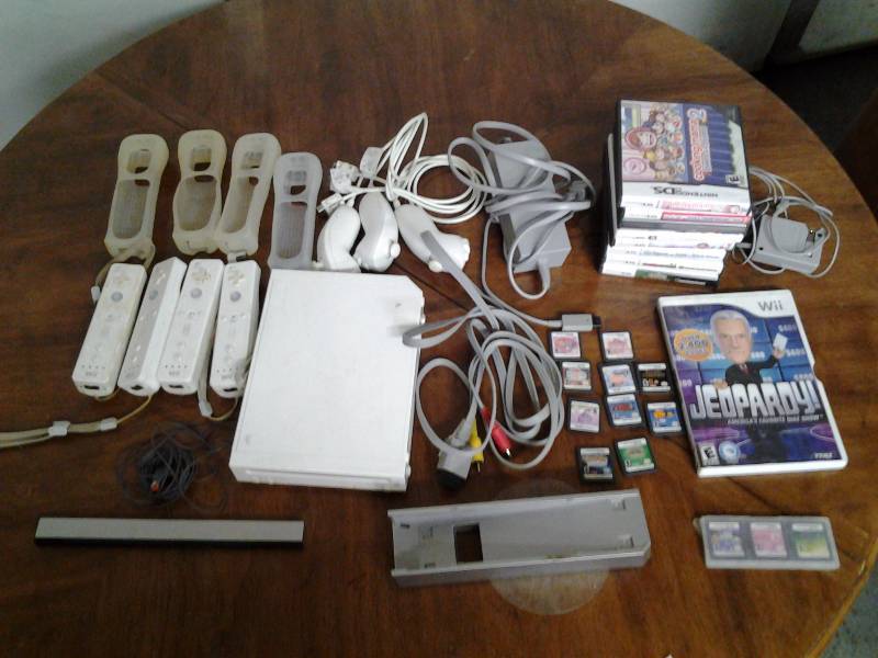 Nintendo Wii With Accessories, Nintendo DS Games