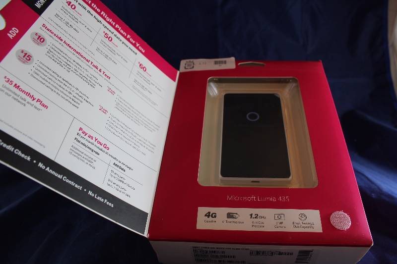 lot L72-96 image: T-Mobile Prepaid Lumia 435 RETAIL VALUE $40 (C1)