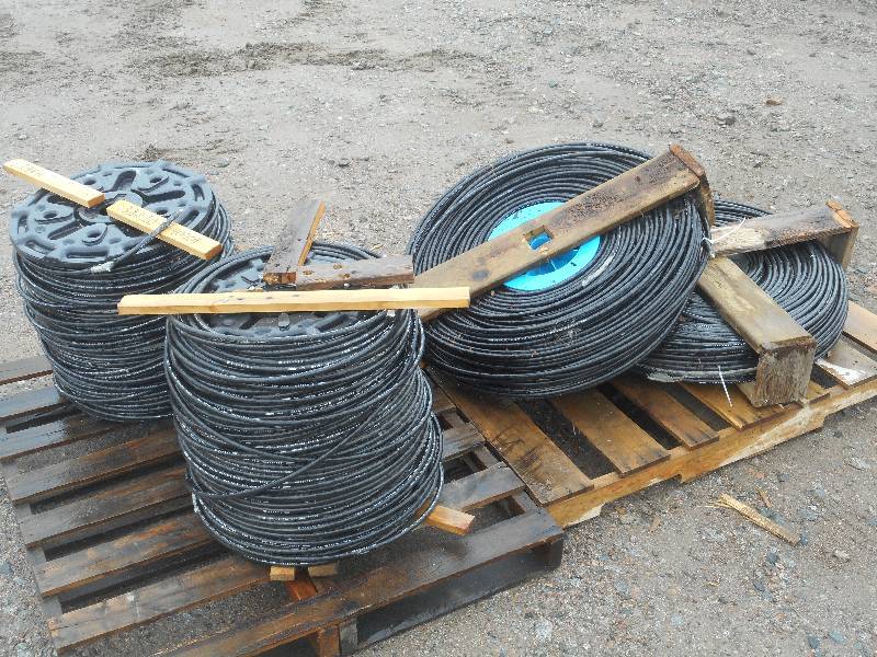 lot 5 image: Lot Of (4) Rolls Of Prysmian Fiber-...