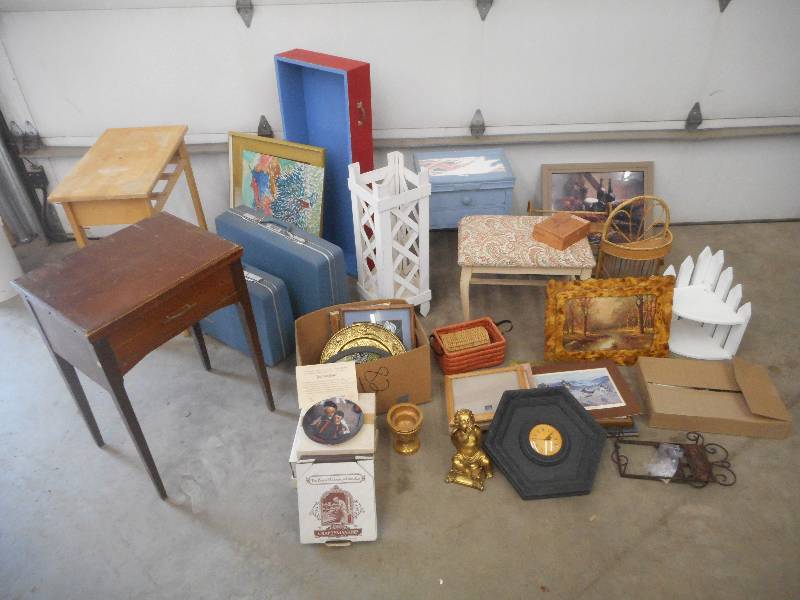 lot 47 image: Large Lot Of Vintage Furniture, Pi...