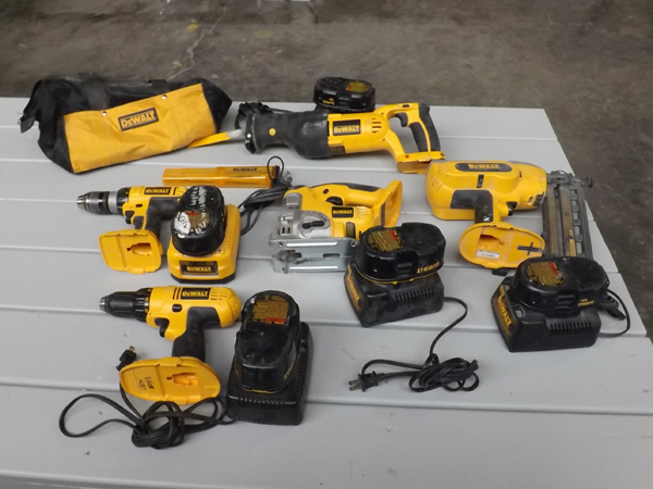 lot 20 image: Lot of 5 Dewalt Power Tools w Batteries & Chargers