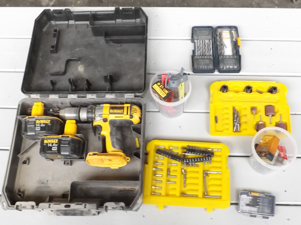 lot 36 image: Dewalt Heavy Duty Cordless Drill wLarge Group of Bits