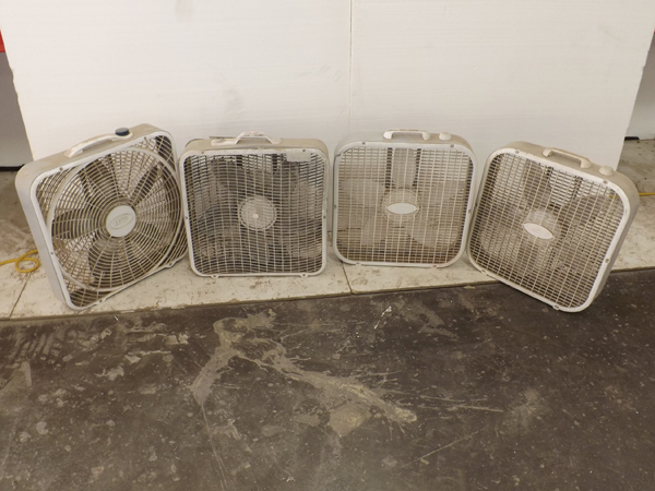 lot 88 image: Lot of 4 Box Fans