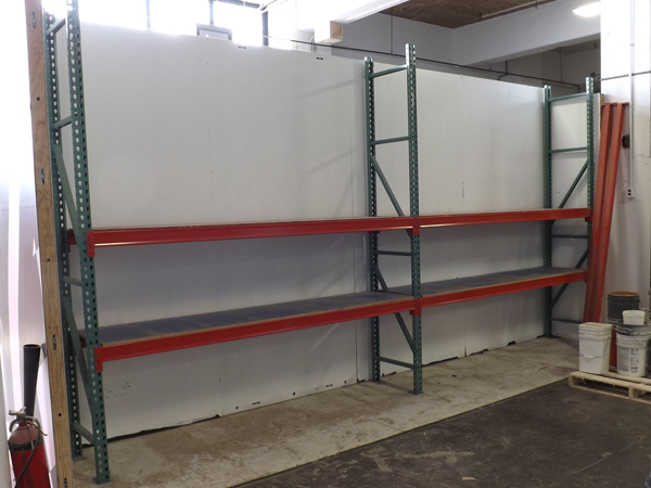 lot 104 image: Heavy Duty Industrial Warehouse Teardrop Pallet Racking