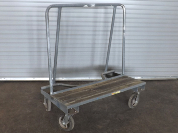 lot 124 image: Industrial Little Giant Rolling Utility Cart