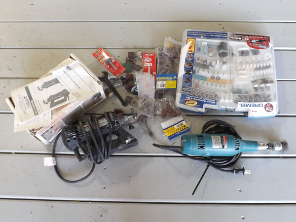 lot 25 image: Makita Die Grinder, Spiral Saw, Dremel Kit & Accessories