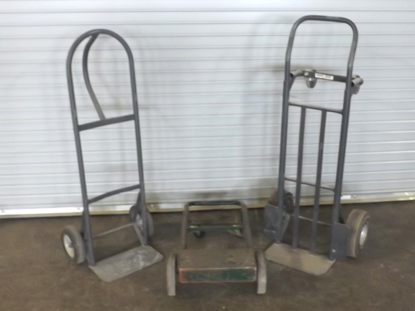 lot 136 image: Lot of 3 Heavy Duty Dollies