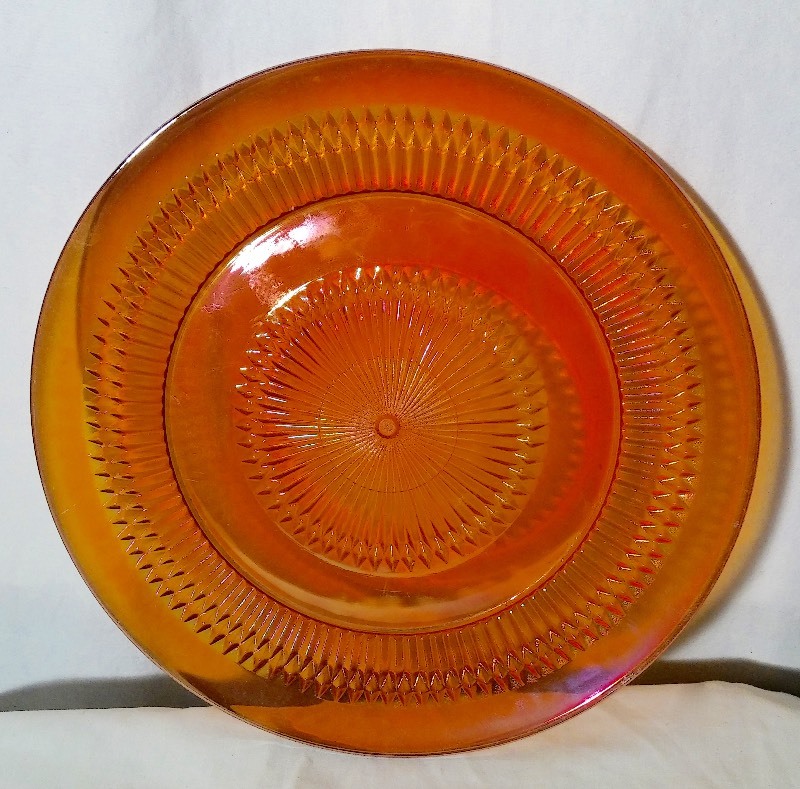 10 Pieces of Vintage Assorted Carnival Glassware