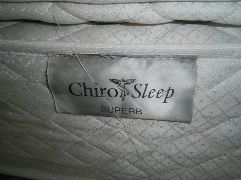 Queen Size Chiro Sleep Superb Pillow Top Mattress