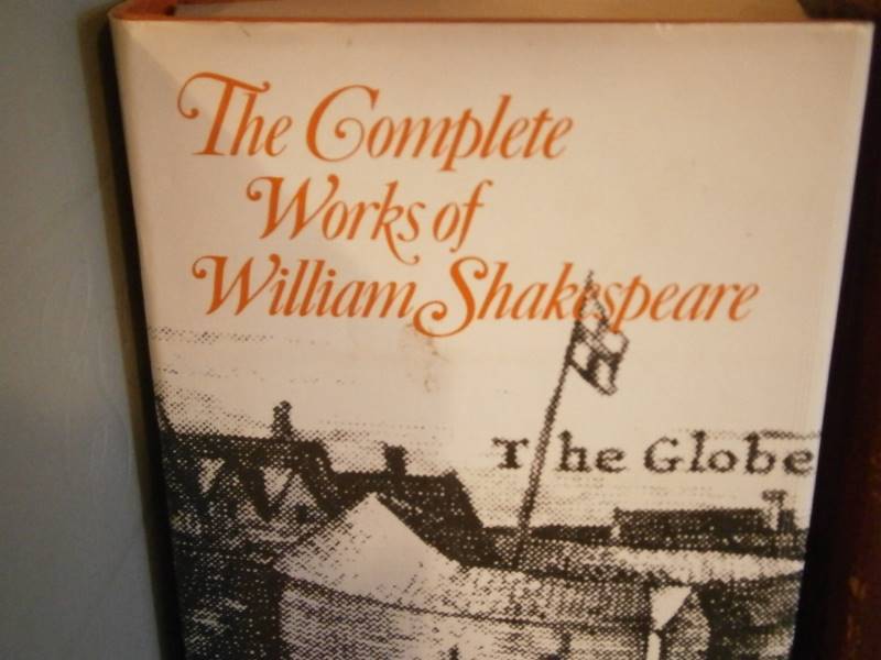 Lot of Vintage Hardcover Books Shakespeare, Churchill (see pics for titles)