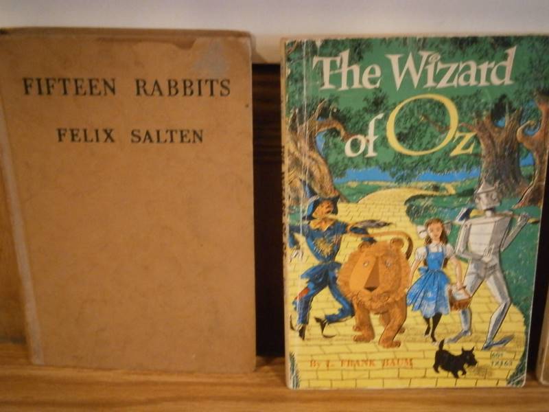 (10) Vintage Childrens Paperback Books (see pics for titles)