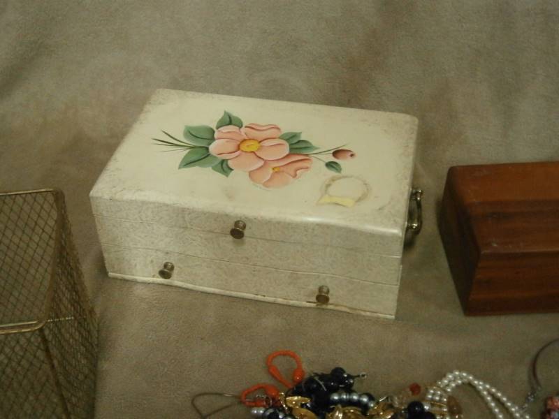 Lot of Jewelry Boxes, Jewelry & Nails