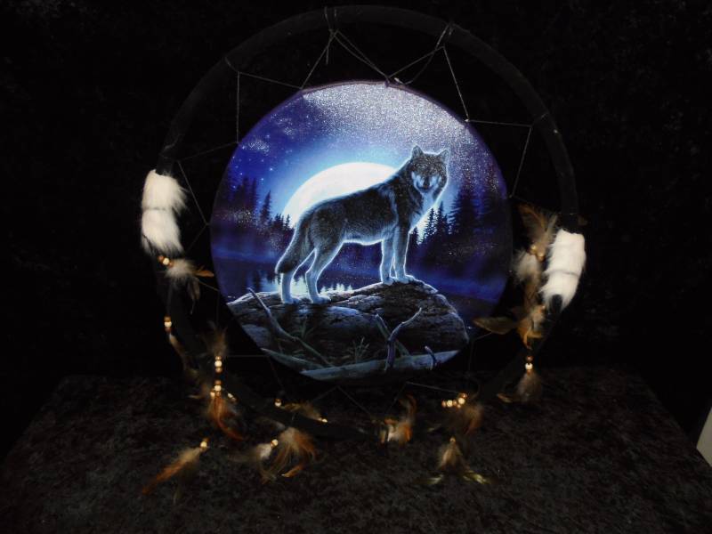 lot 18 image: Al Agnew Collection Wolf MandellaDreamcather