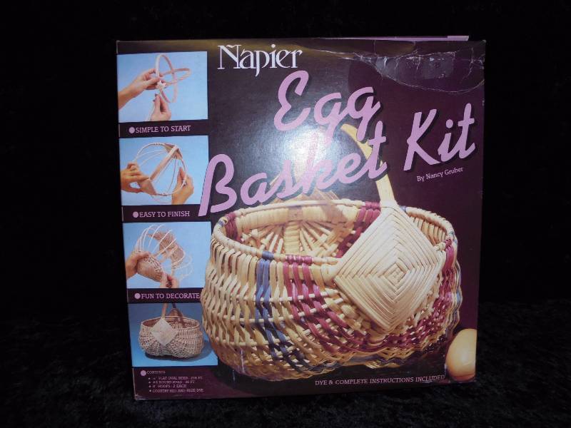 lot 26 image: Napier Egg Basket Making Kit by Nancy Gruper