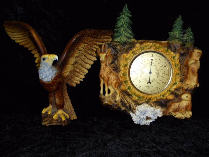 lot 47 image: Resin Eagle Wall Hanger & Deer Thermometer