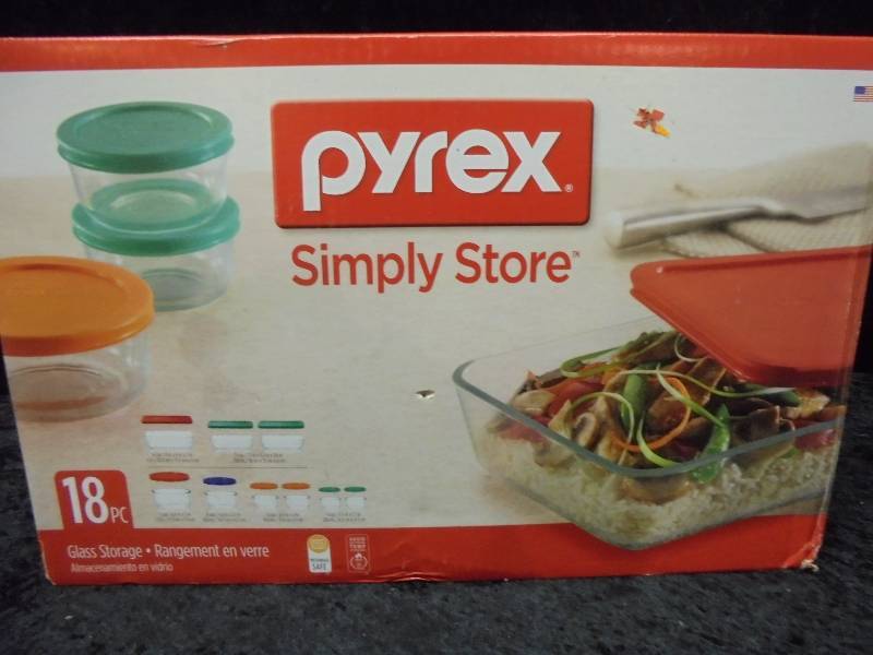 lot 49 image: Pyrex Simple Store Set