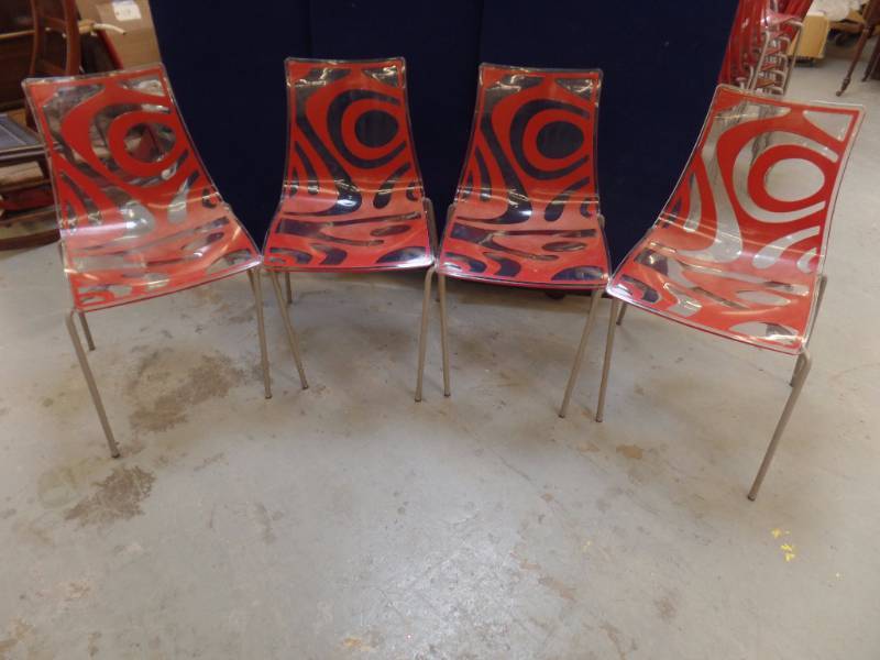 Wave Scab Chairs