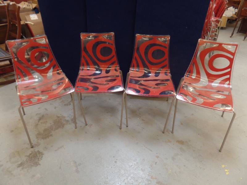 Wave Scab Chairs