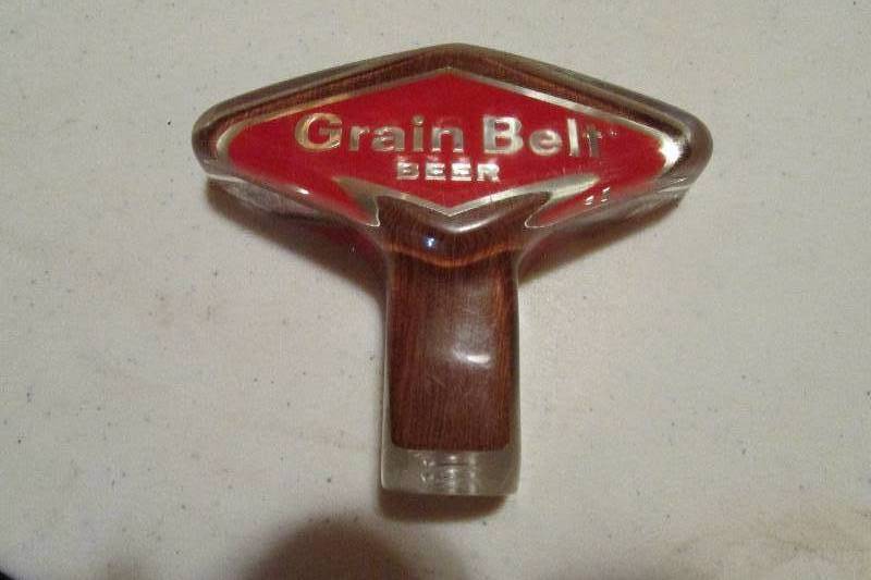 lot 56 image: Vintage Grain Belt Tap Handle