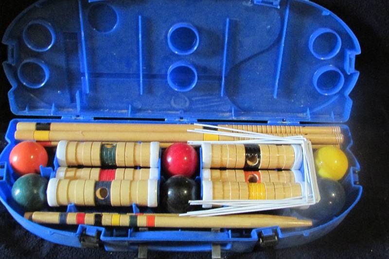 lot 61 image: Croquet Set