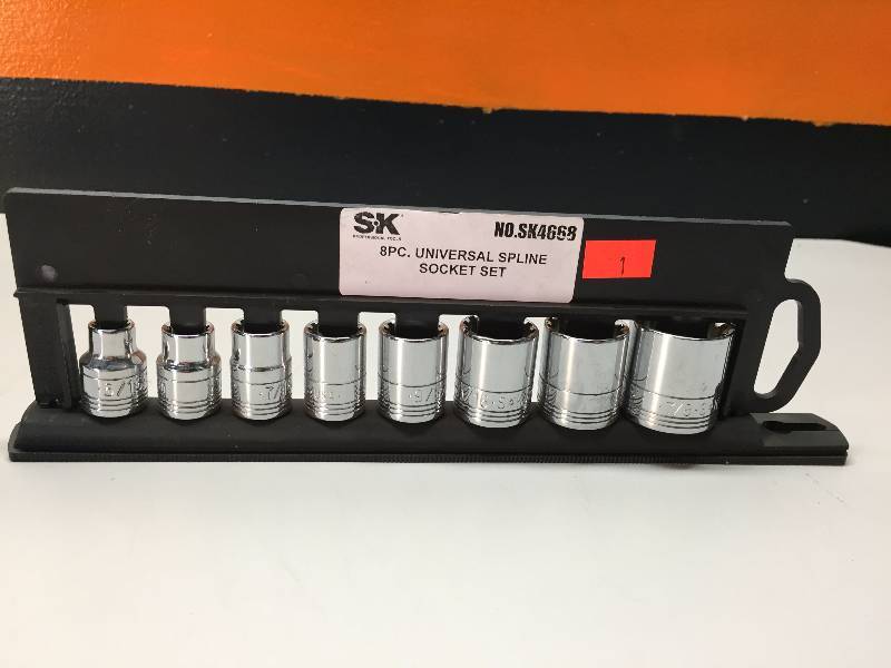 lot 1 image: S-K 8 PC UNIVERSAL SPLINE SOCKET SET 516-78 38 DRIVE