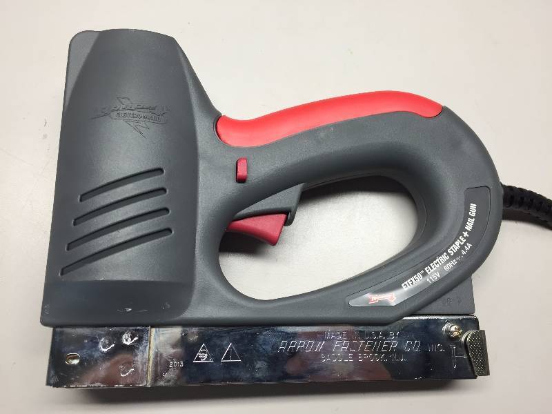 lot 22 image: ARROW ETFX50 ELECTRIC STAPLE GUN
