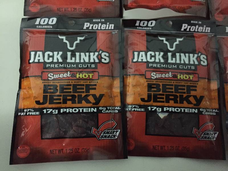 lot 50 image: JACK LINKS SWEET N HOT BEEF JERKY 10 1.25OZ BAGS