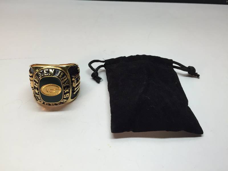 lot 71 image: GREEN BAY PACKERS NFL RING
