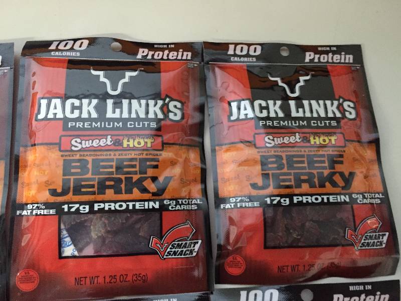 lot 83 image: JACK LINKS SWEET N HOT BEEF JERKY 10 1.25OZ BAGS