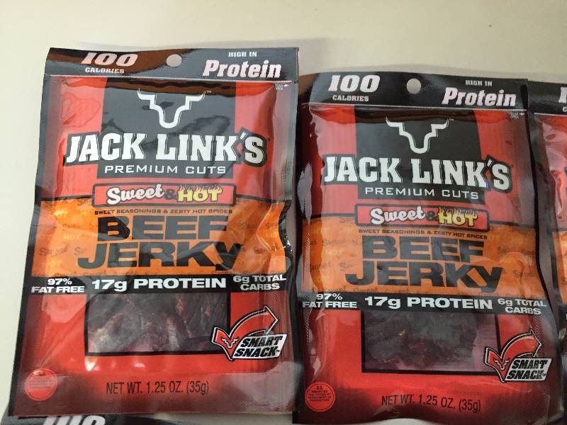 lot 84 image: JACK LINKS SWEET N HOT BEEF JERKY 10 1.25OZ BAGS