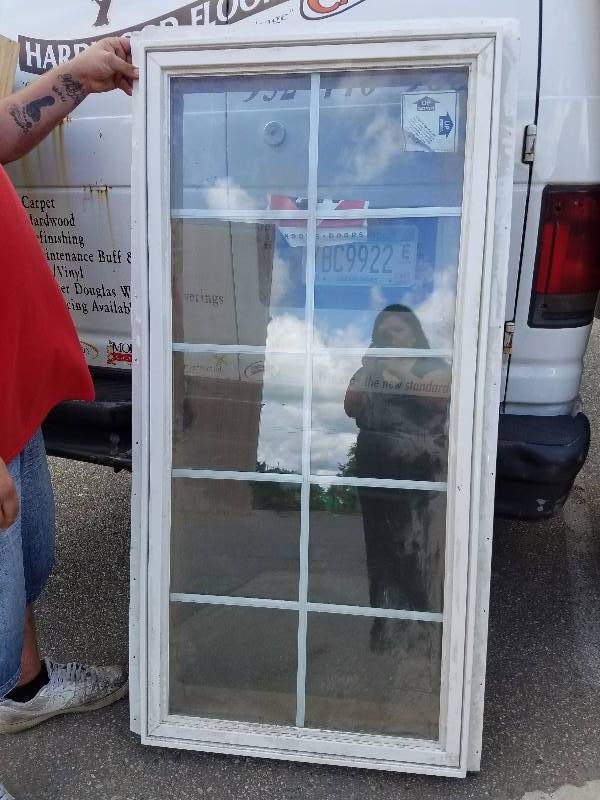 Anderson Stationary Window