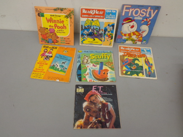 lot 28 image: 6 Read - A - Long record Books
