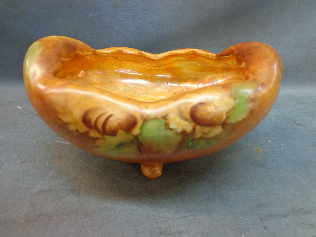 lot 89 image: Pre 1918 Nut Bowl
