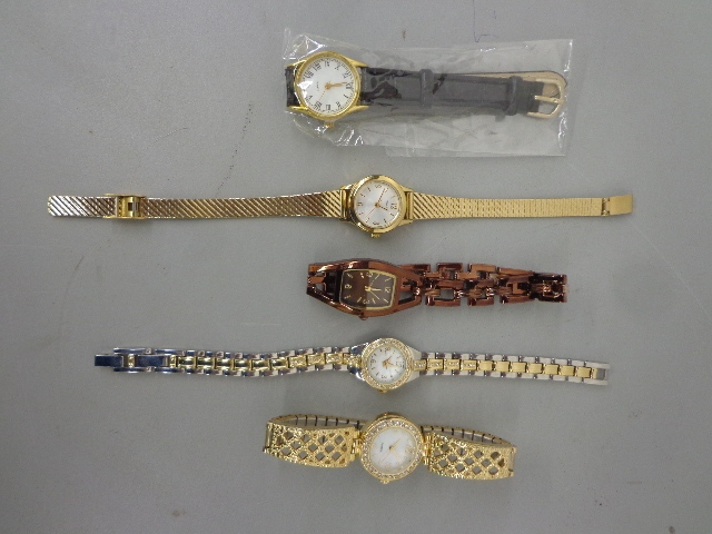lot 101 image: 5 Womens Watches
