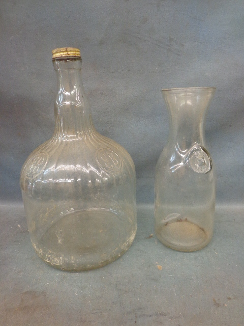 lot 115 image: Glass Bottles