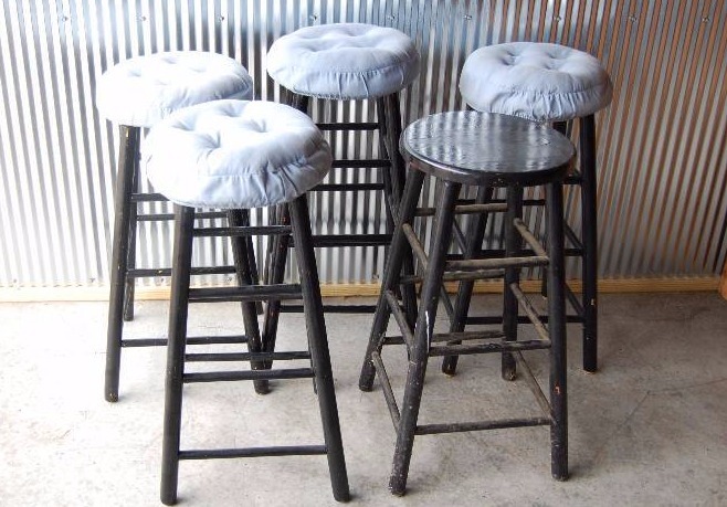 5 Bar Stools