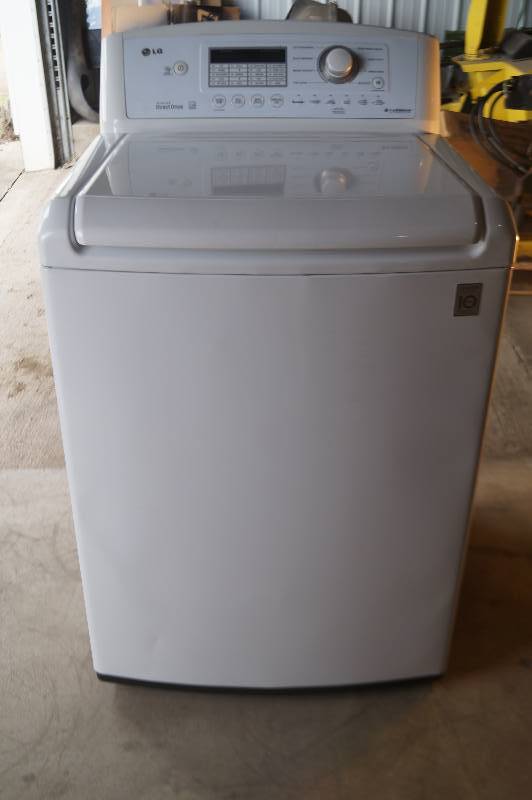 lot 3 image: LG Washer Model # WM4870CW