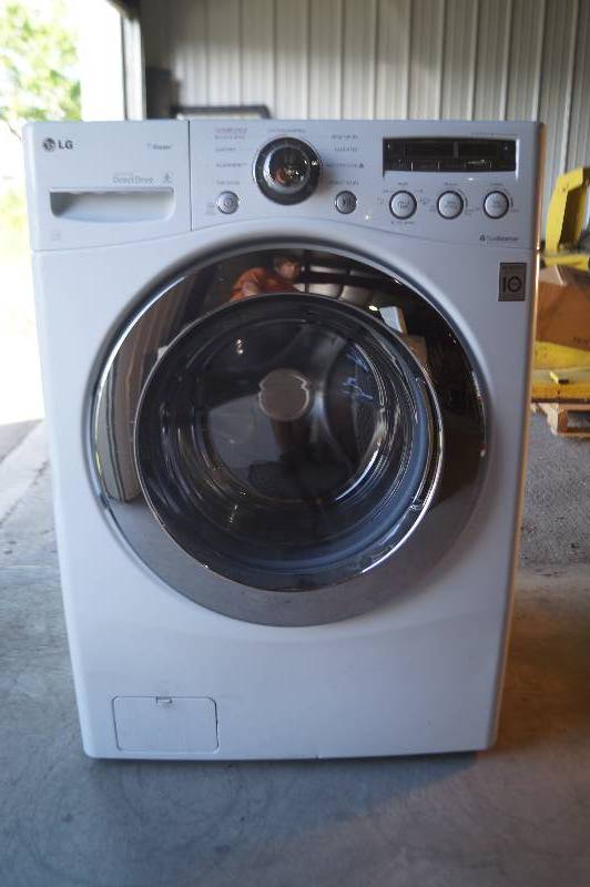 lot 9 image: LG Washer Model # 2650HWA